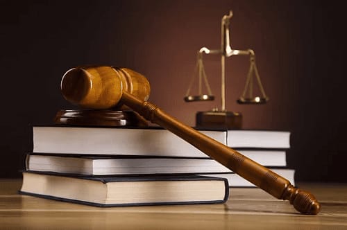 Law Review and Journals entry